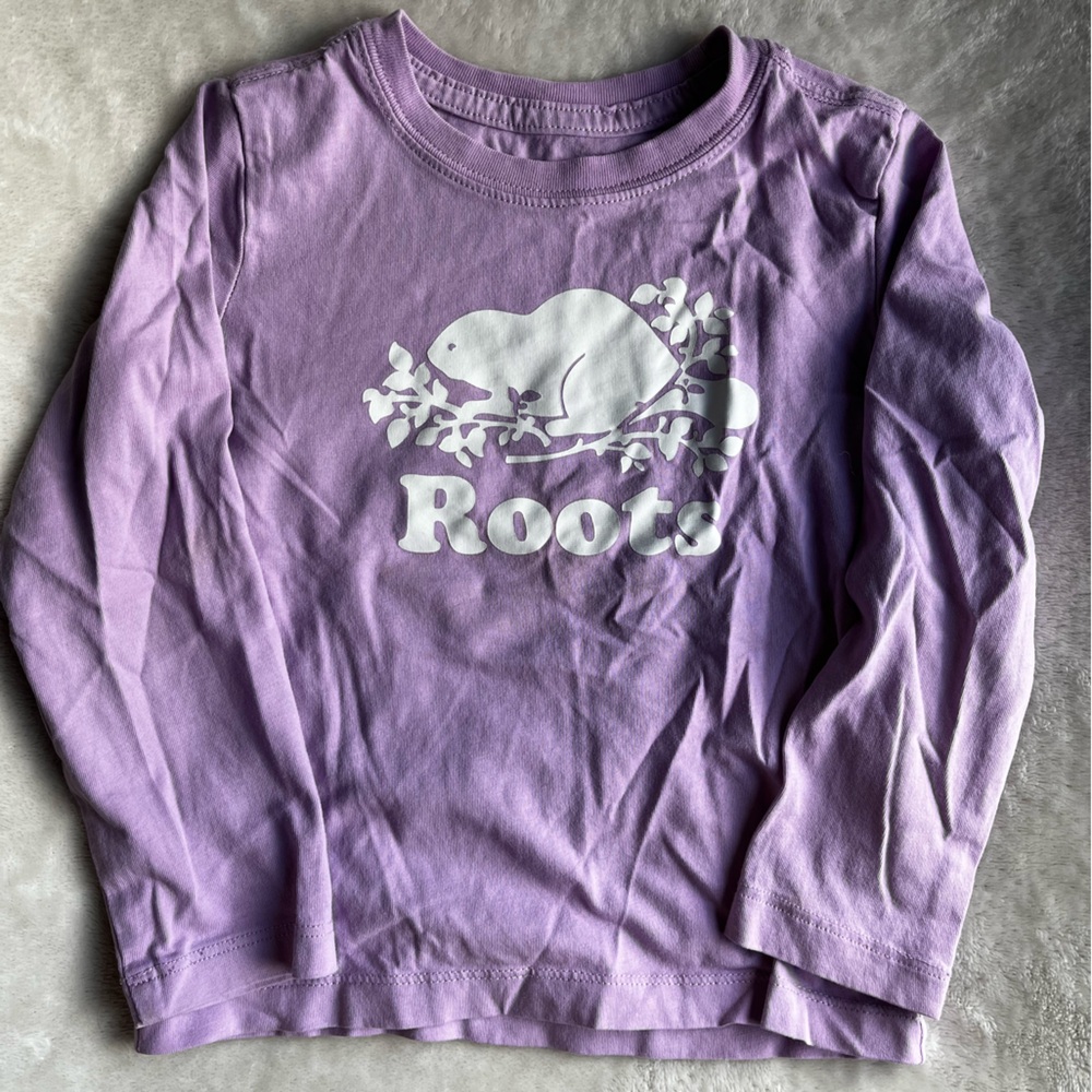 🏷️ 3/$40 🏷️ Roots Kids Lavender Long Sleeve Tee